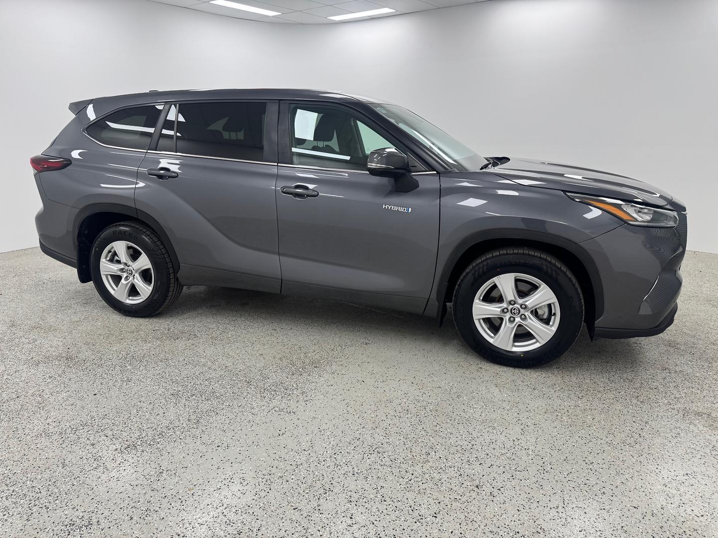 2024 Toyota Kluger GX AWD in Silver