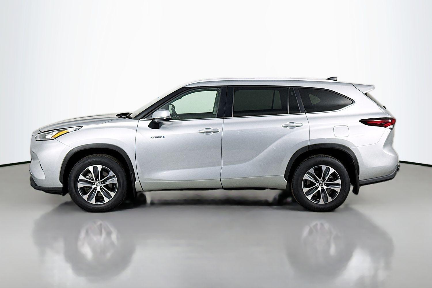 2024 Toyota Kluger GXL in Silver