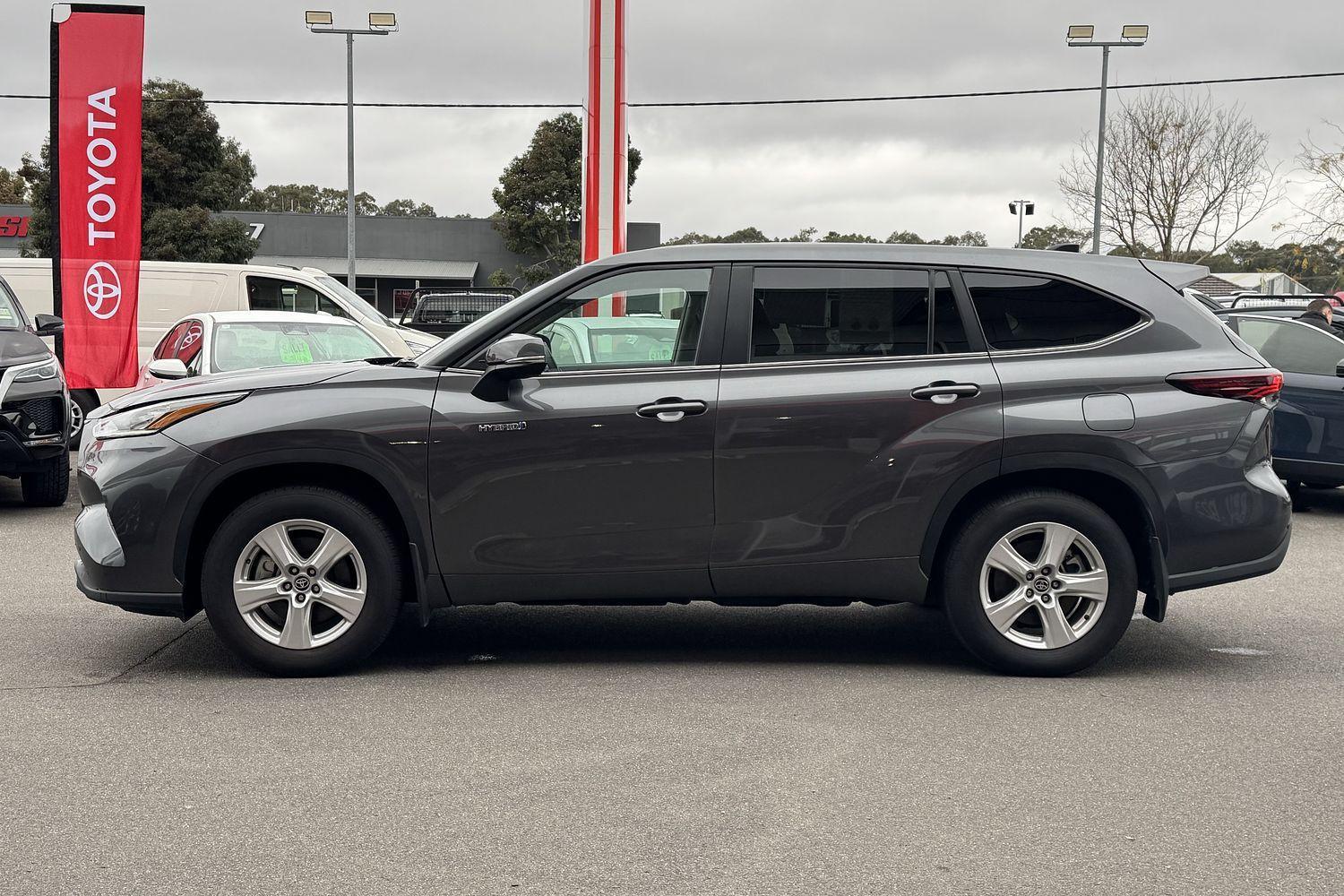 2024 Toyota Kluger GX AWD in Silver