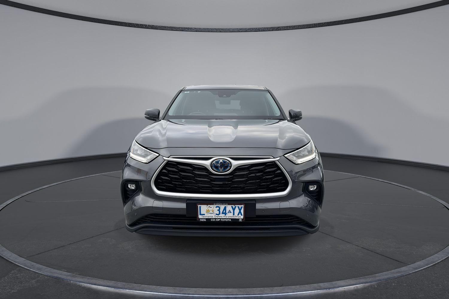 2024 Toyota Kluger GX in Silver
