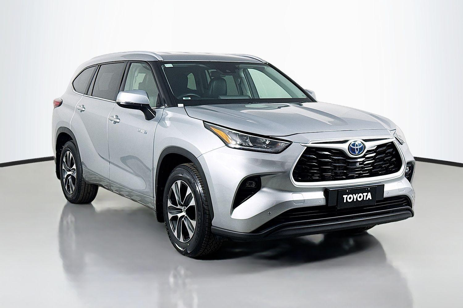 2024 Toyota Kluger GXL in Silver