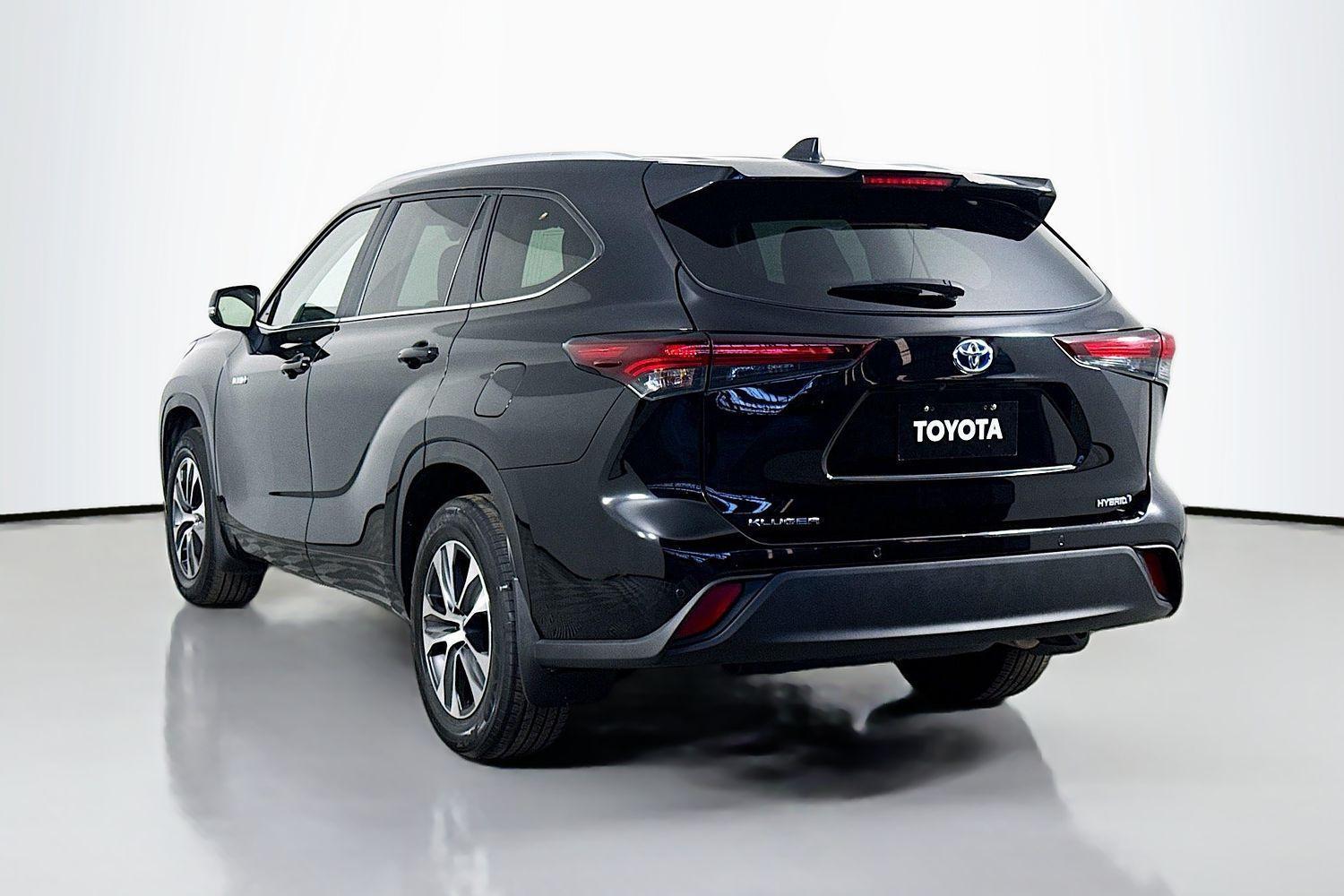 2024 Toyota Kluger GXL in Black