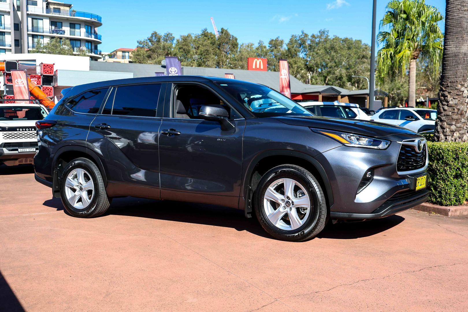 2025 Toyota Kluger GX AWD in Silver