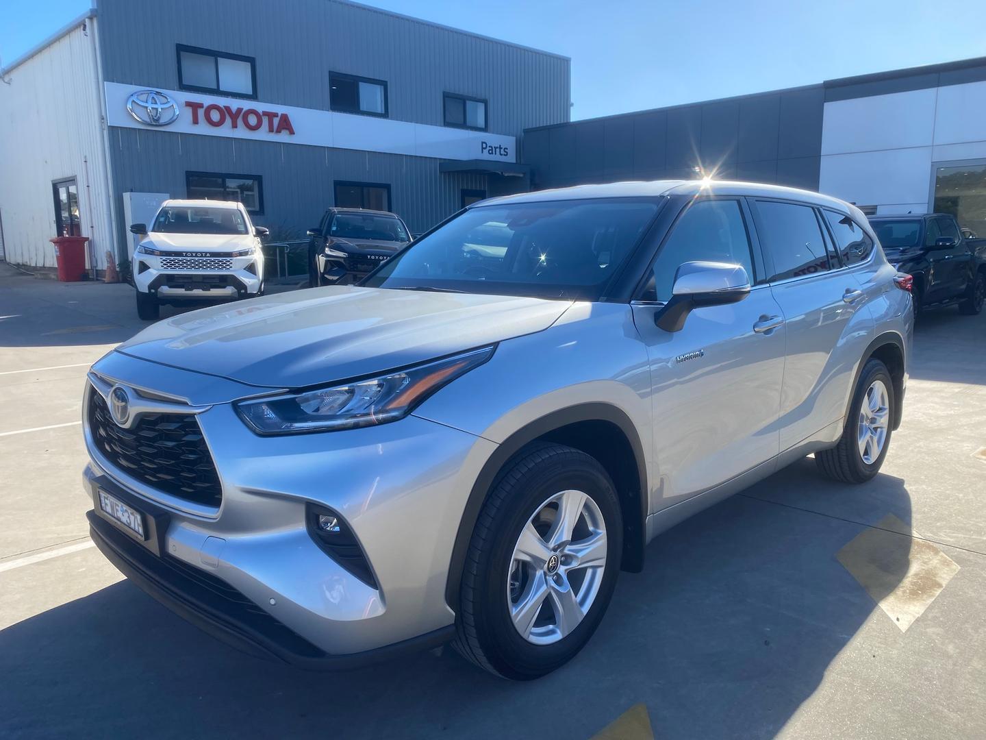 2022 Toyota Kluger GX AWD in Silver