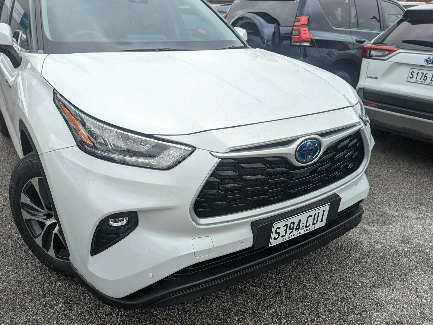 2022 Toyota Kluger GXL AWD in White