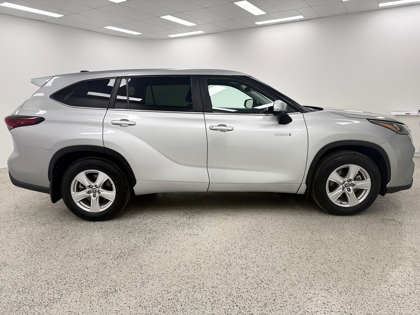 2024 Toyota Kluger GX AWD in Silver