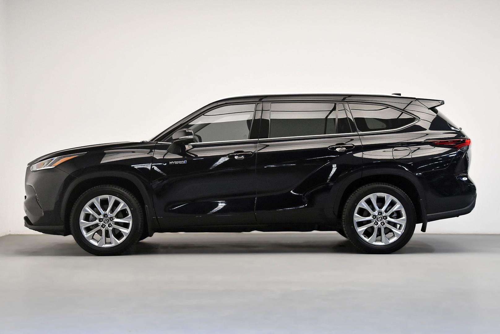 2024 Toyota Kluger AWD GRANDE in Black