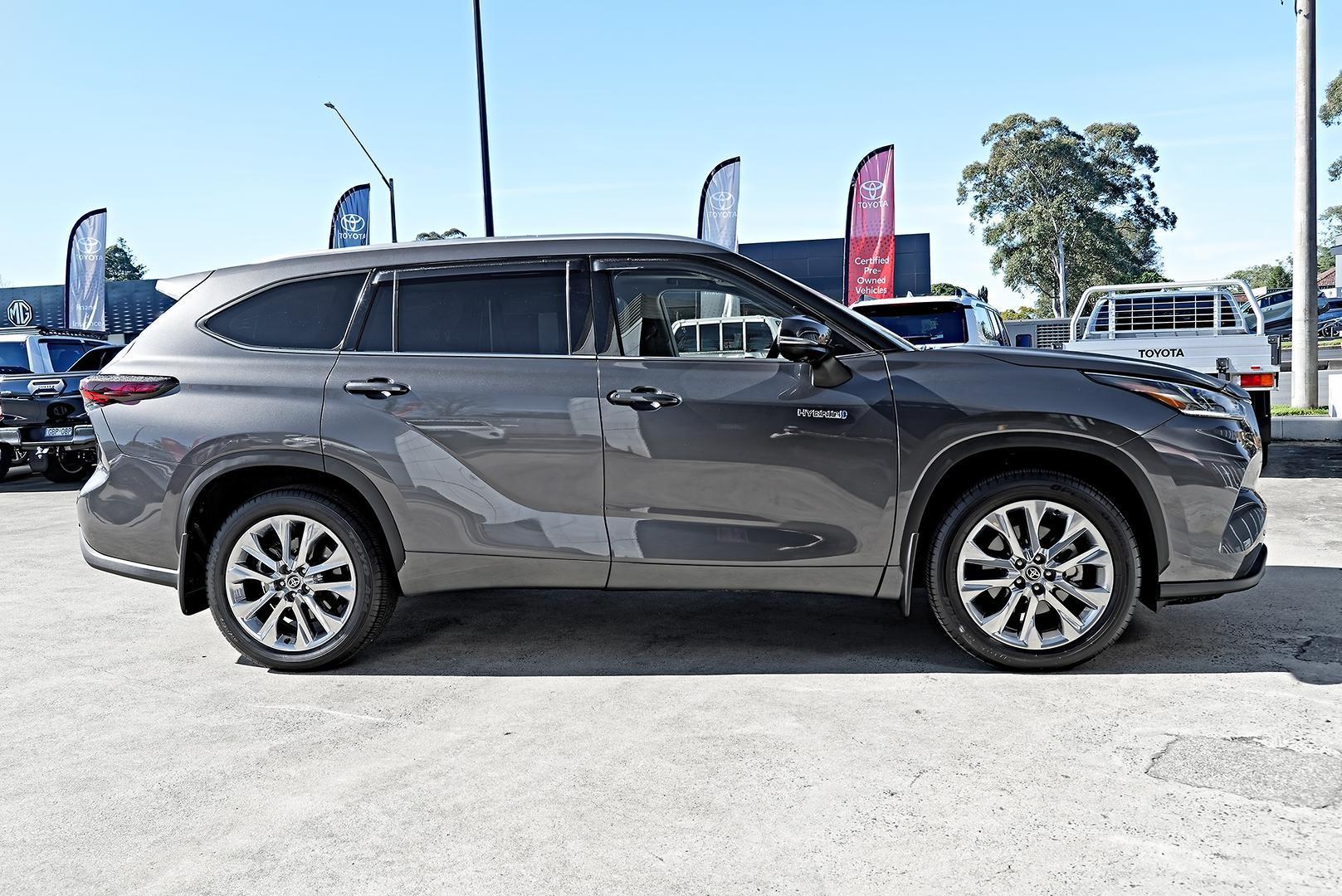2024 Toyota Kluger AWD GRANDE in Silver