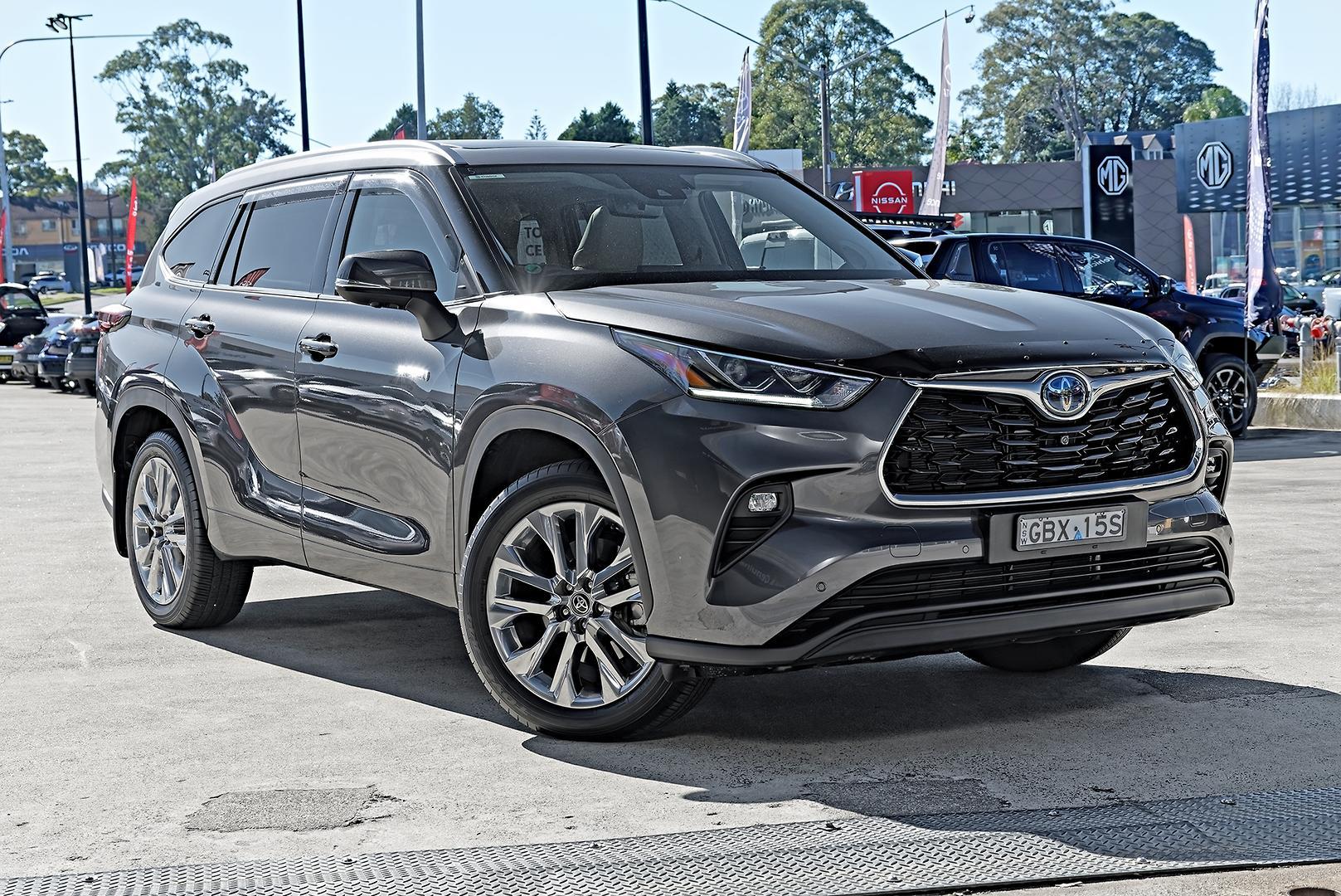 2024 Toyota Kluger AWD GRANDE in Silver