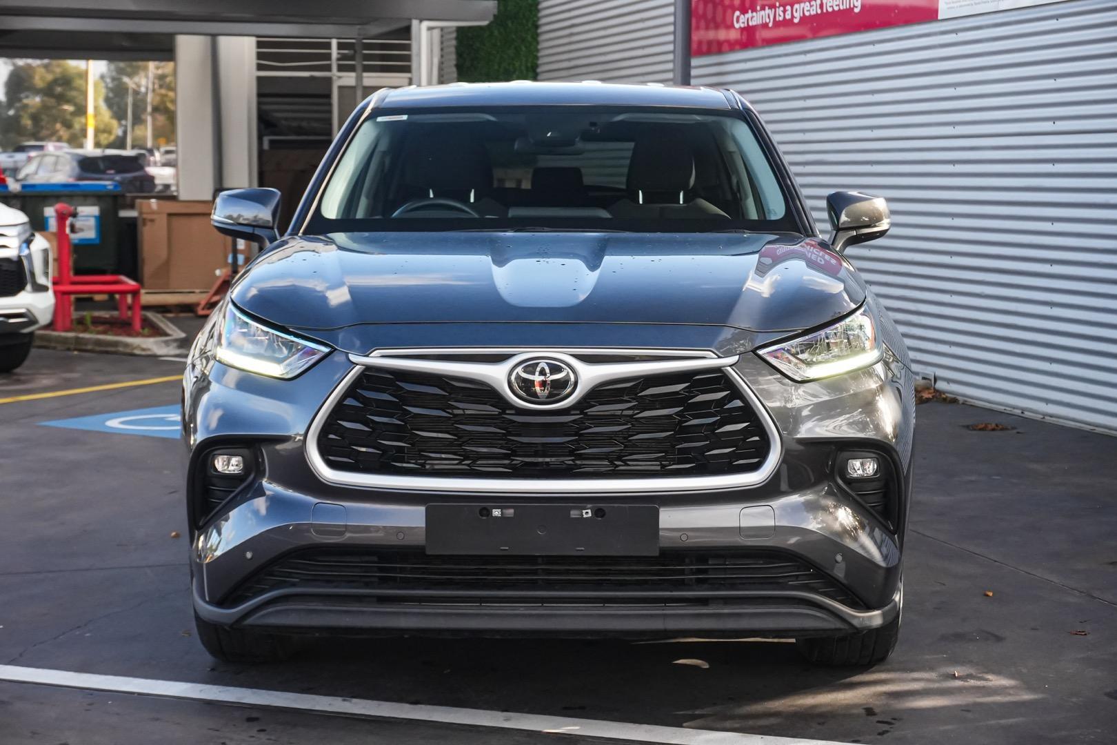 2024 Toyota Kluger GX AWD in Silver