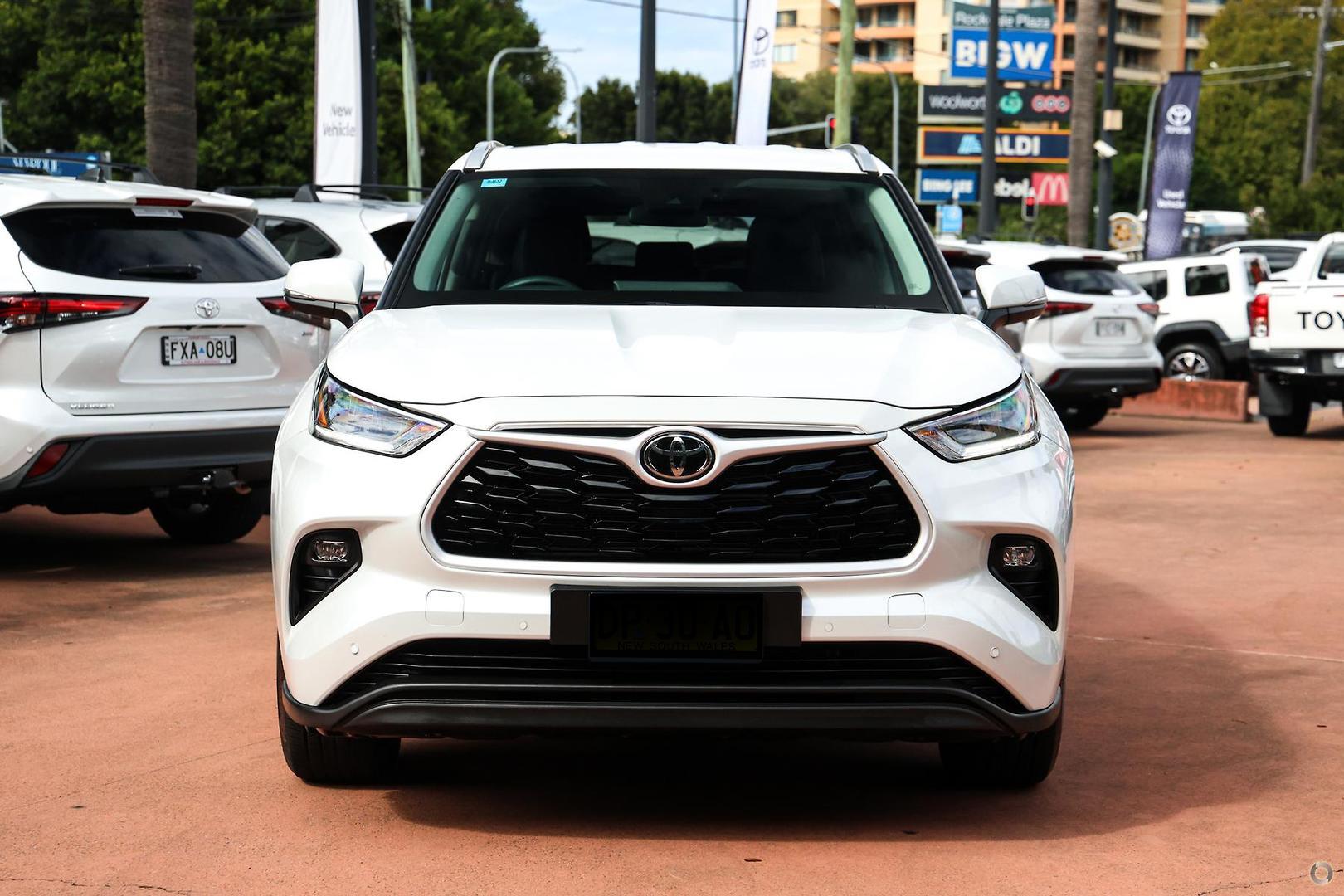 2025 Toyota Kluger GXL AWD in White