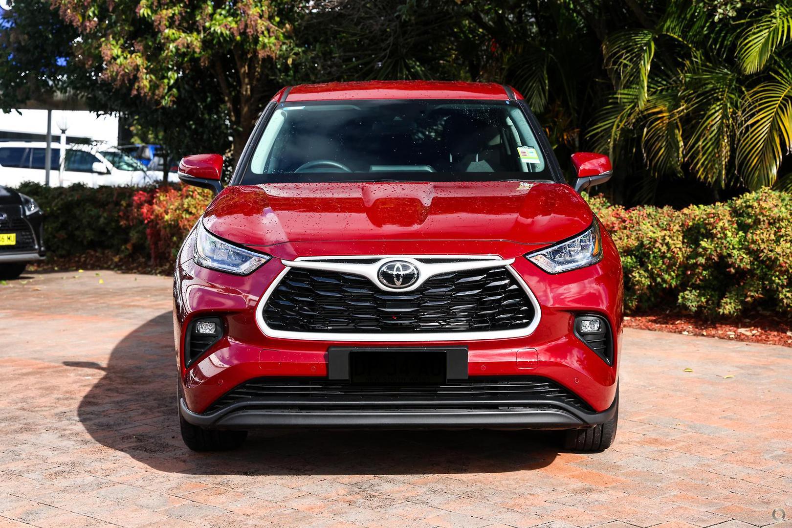 2025 Toyota Kluger GX AWD in Red