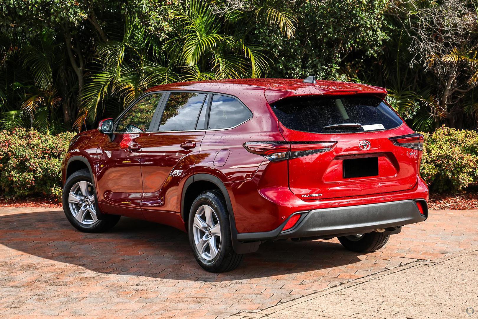2025 Toyota Kluger GX AWD in Red