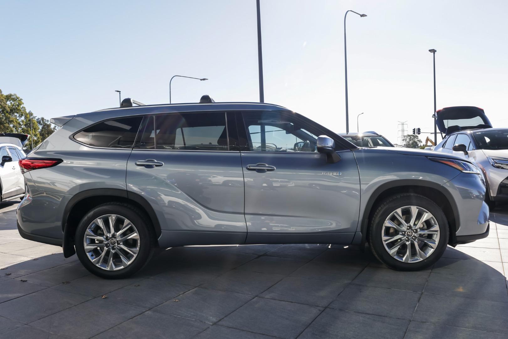 2021 Toyota Kluger AWD GRANDE in Blue