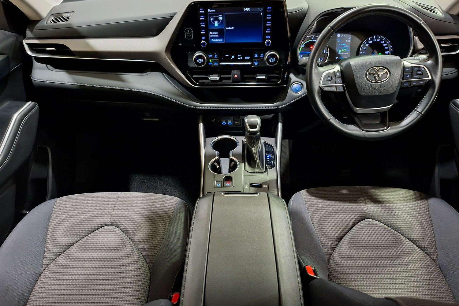 2022 Toyota Kluger GX AWD in White