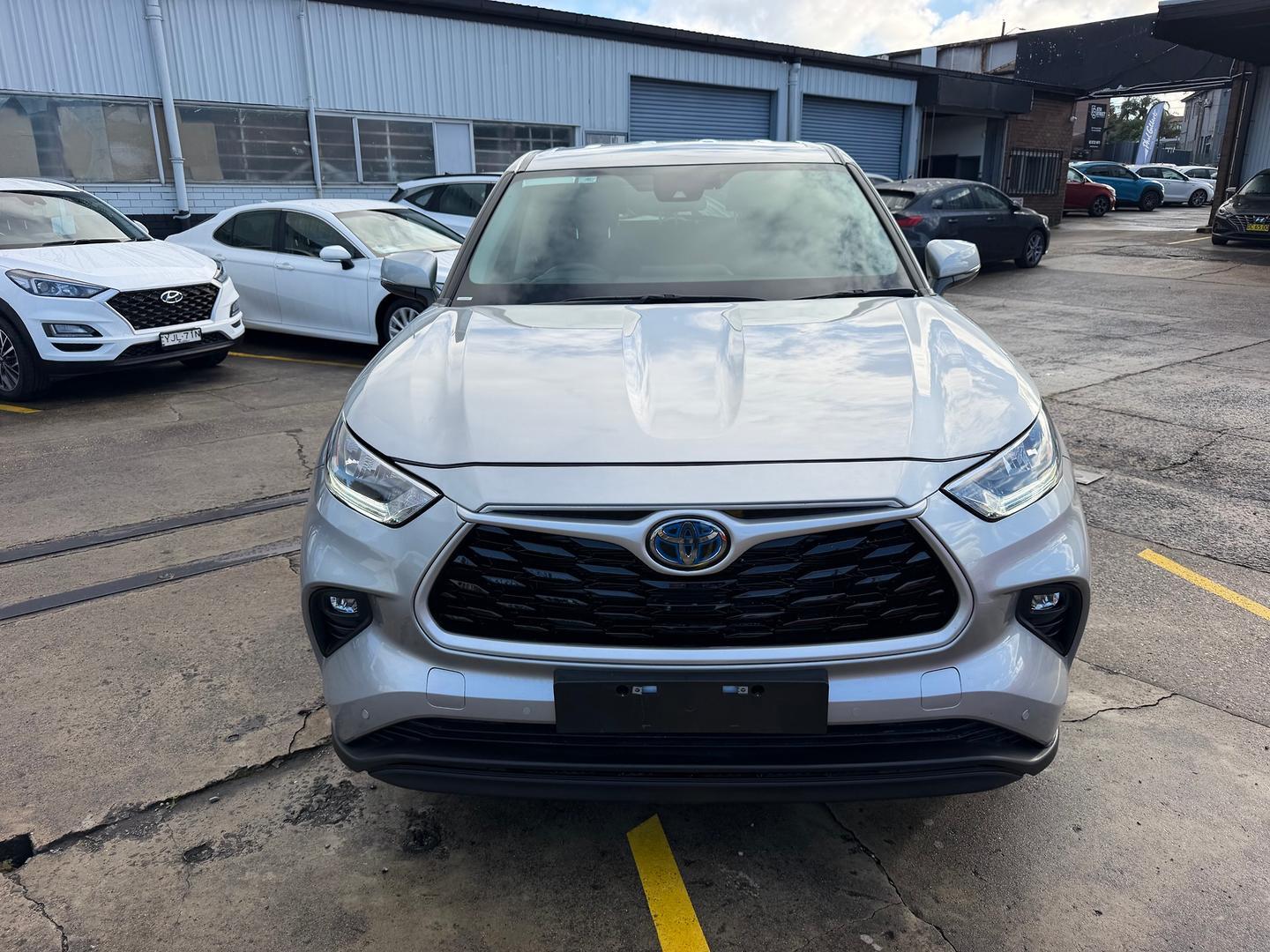2024 Toyota Kluger GX AWD in Silver