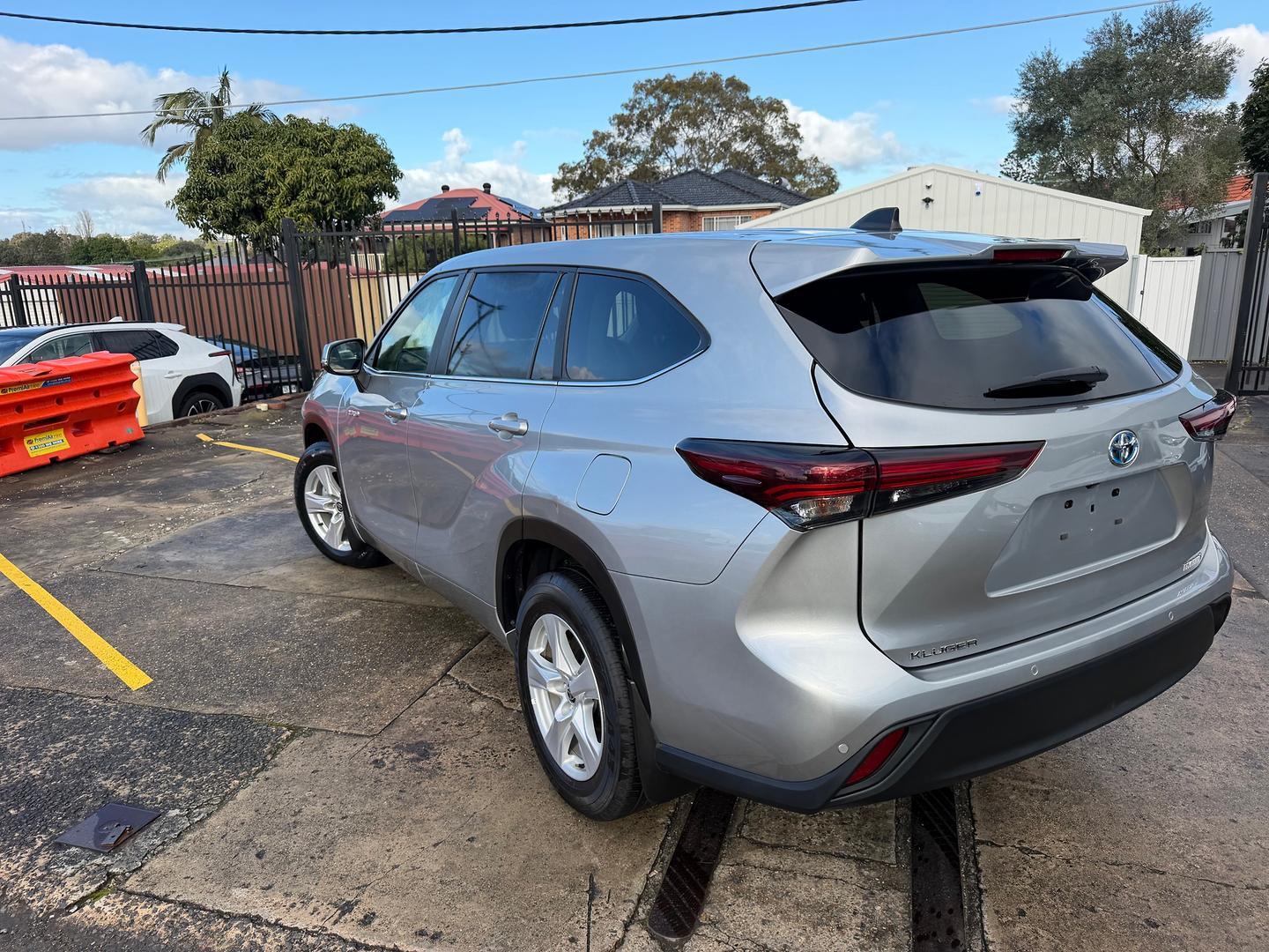 2024 Toyota Kluger GX AWD in Silver