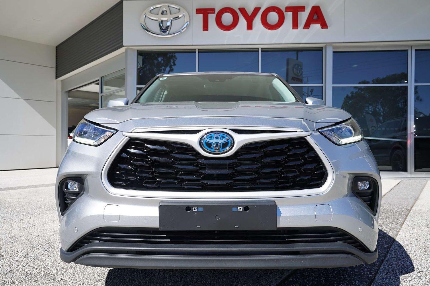 2024 Toyota Kluger GX AWD in Silver