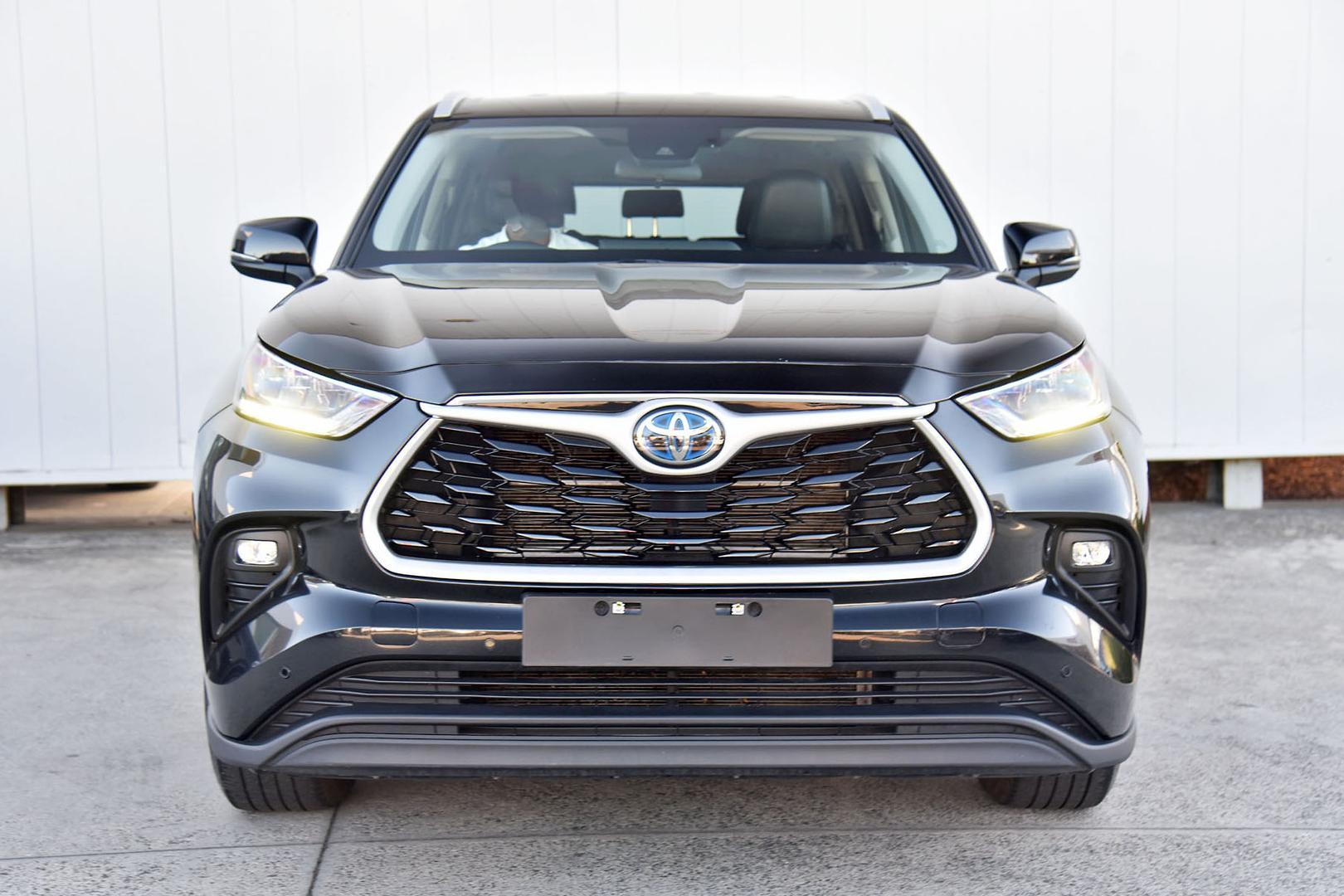 2024 Toyota Kluger GXL AWD in Black