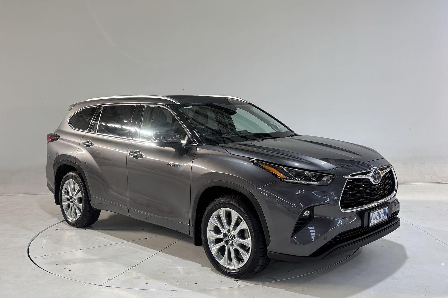 2024 Toyota Kluger AWD GRANDE in Silver