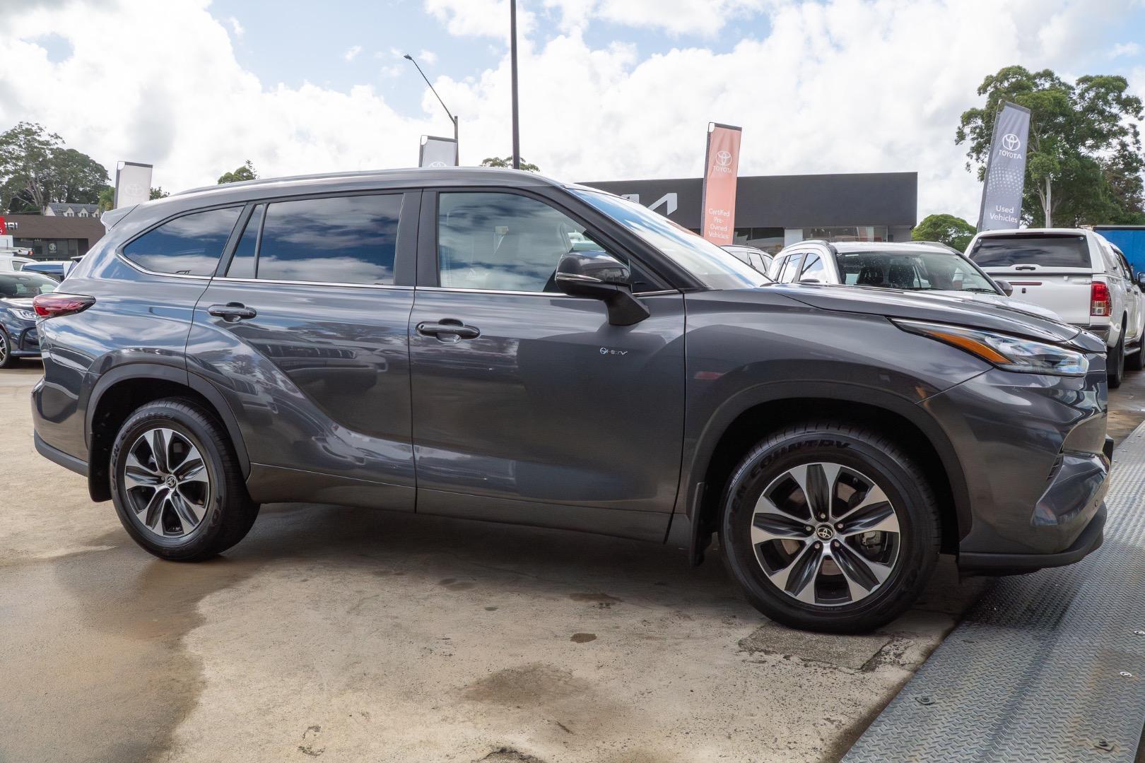 2024 Toyota Kluger GXL AWD in Silver