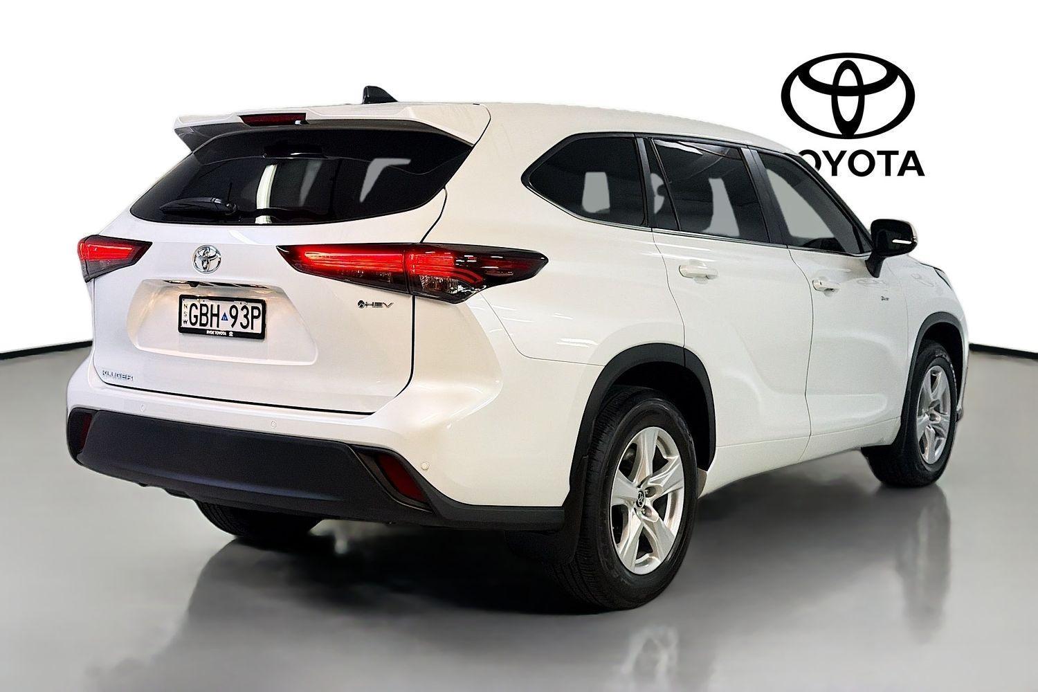 2025 Toyota Kluger GX AWD in White