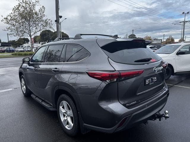 2021 Toyota Kluger GX in Silver