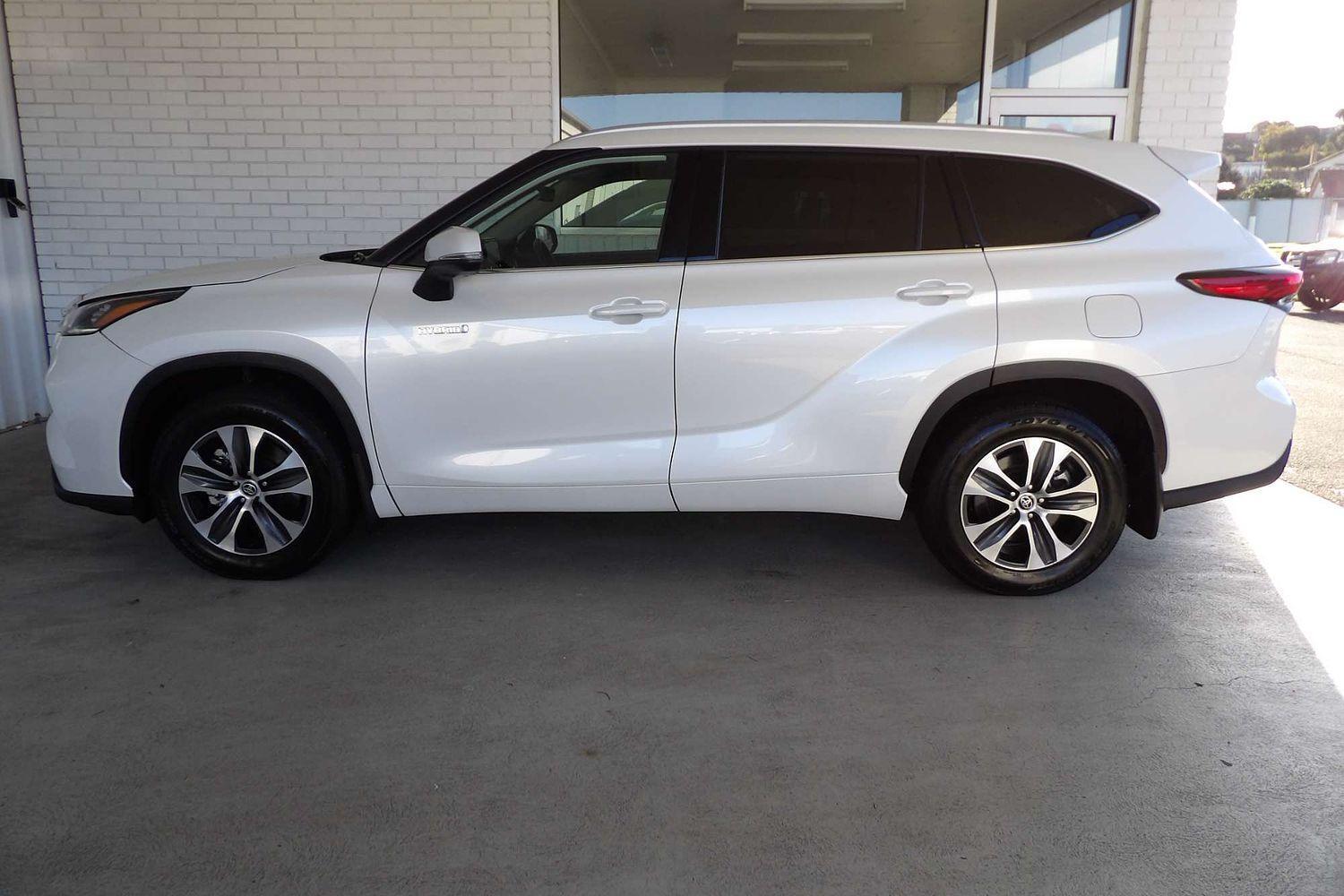 2022 Toyota Kluger GXL AWD in White