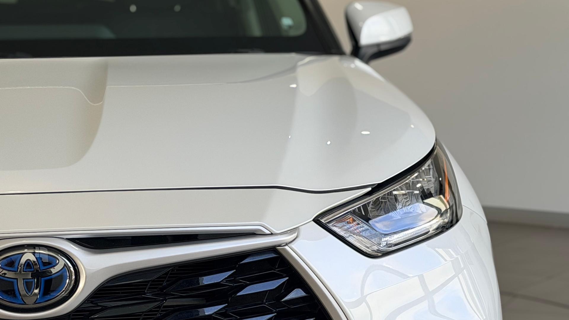 2022 Toyota Kluger GXL AWD in White