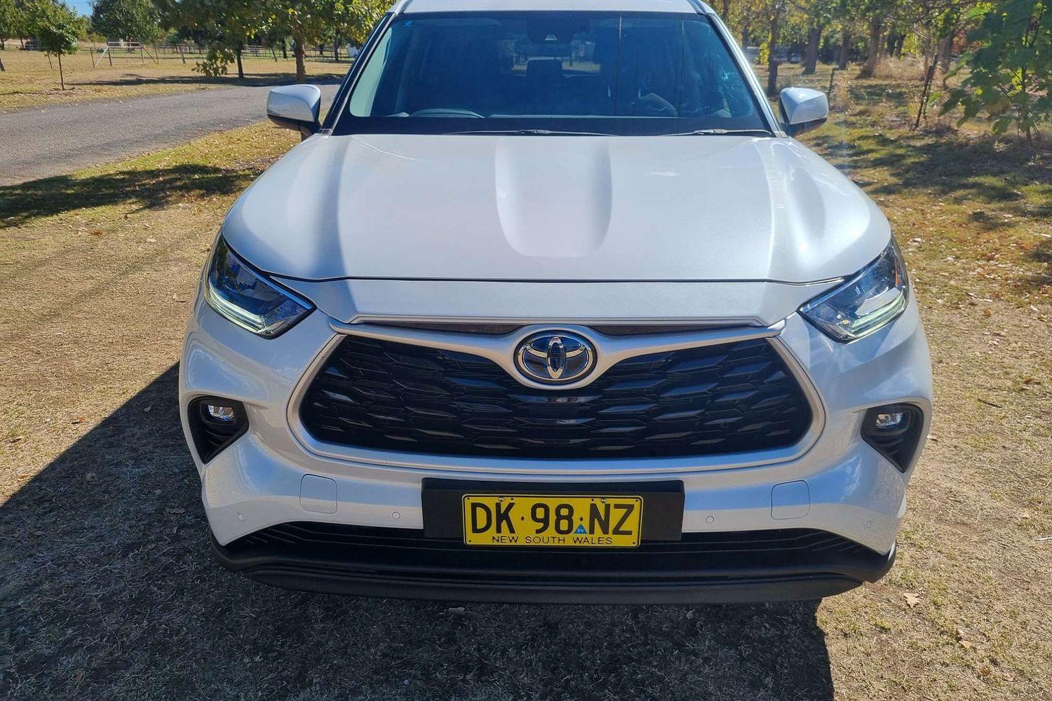 2023 Toyota Kluger GX AWD in White