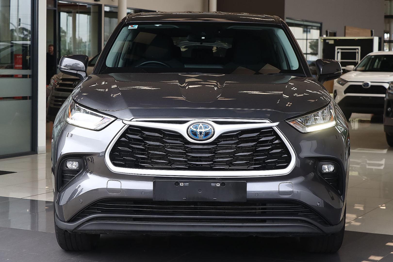 2024 Toyota Kluger GX AWD in Silver