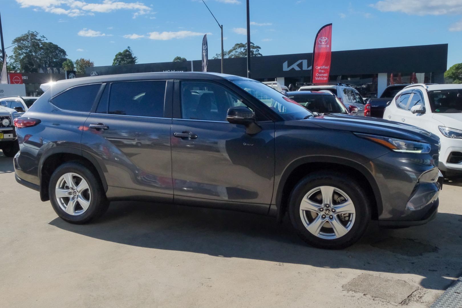 2024 Toyota Kluger GX AWD in Silver
