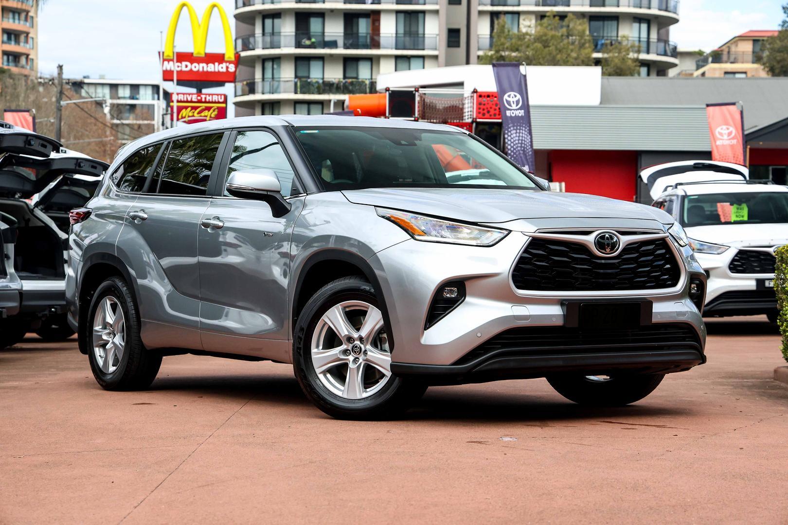 2025 Toyota Kluger GX AWD in Silver