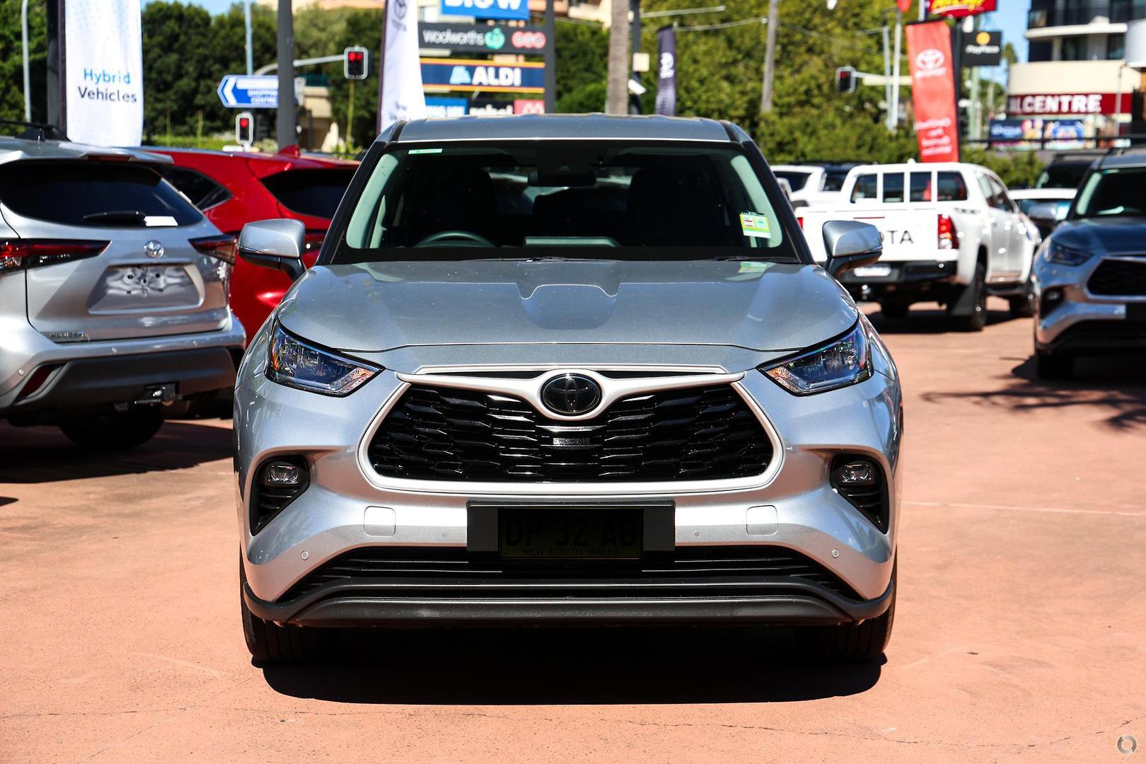 2025 Toyota Kluger GX AWD in Silver