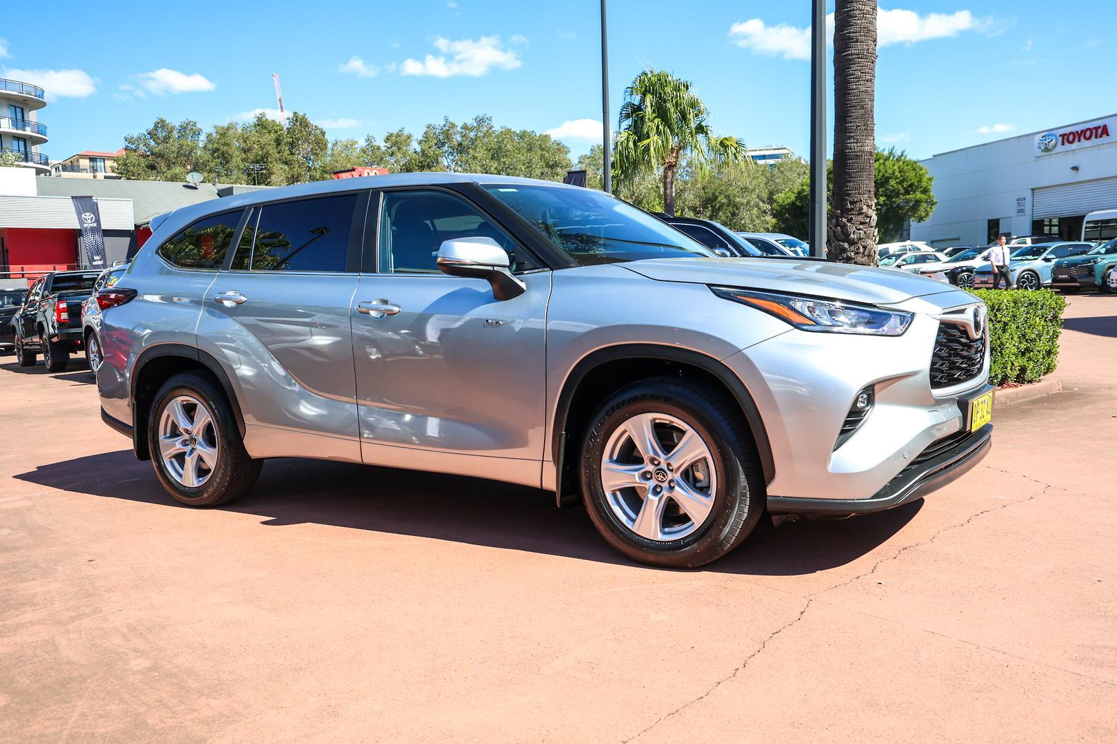 2025 Toyota Kluger GX AWD in Silver