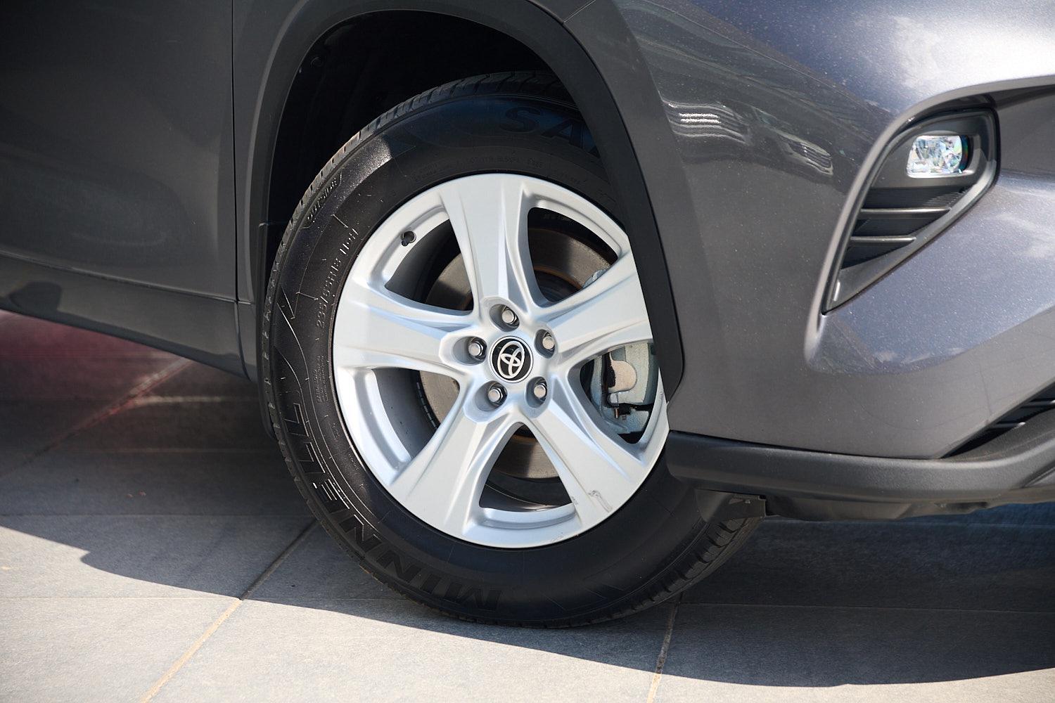 2021 Toyota Kluger GX AWD in Silver