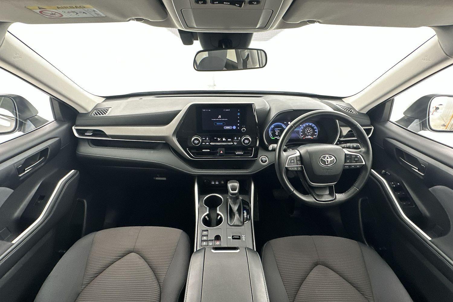 2024 Toyota Kluger GX AWD in Silver