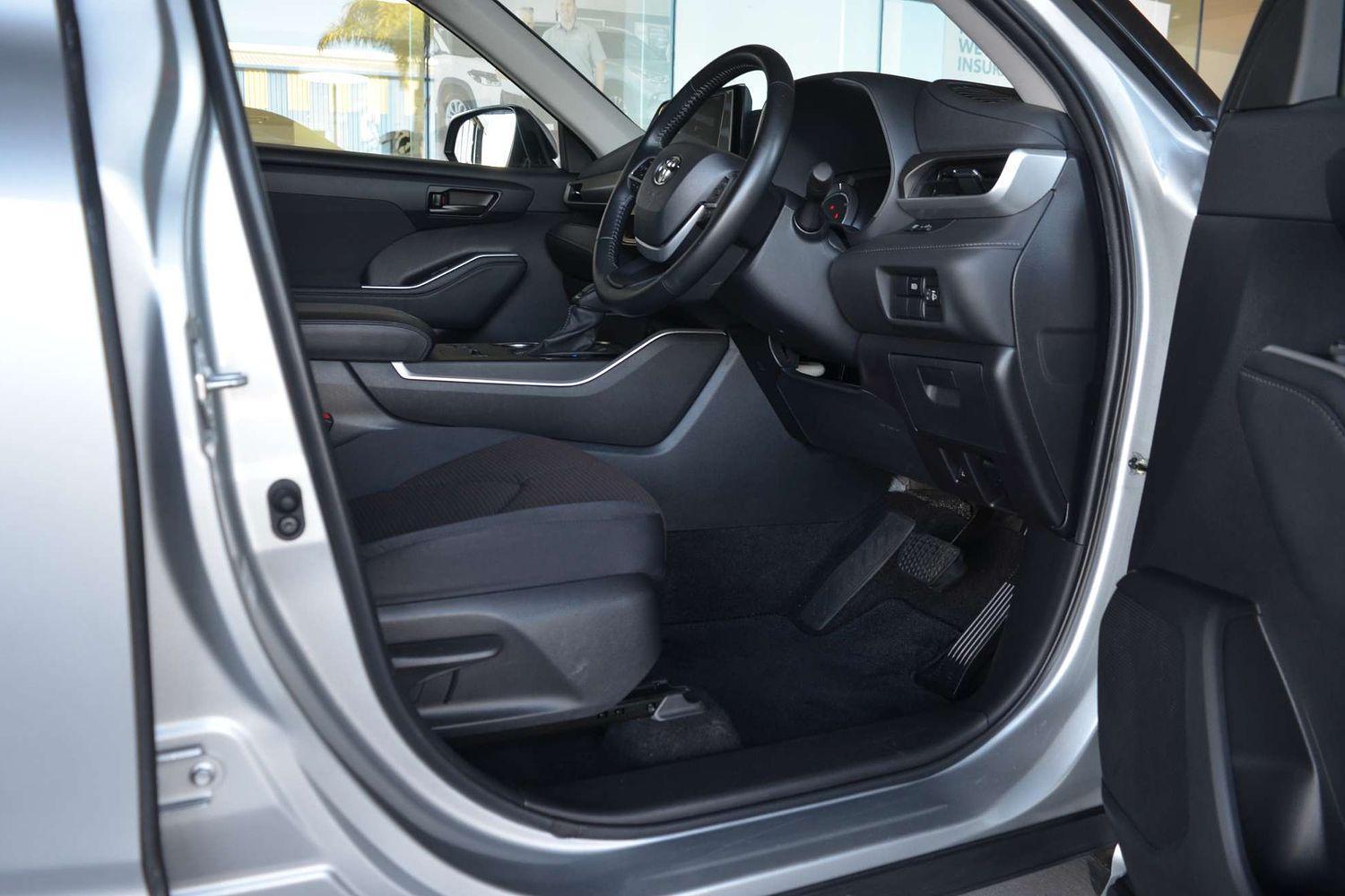 2022 Toyota Kluger GX AWD in Silver