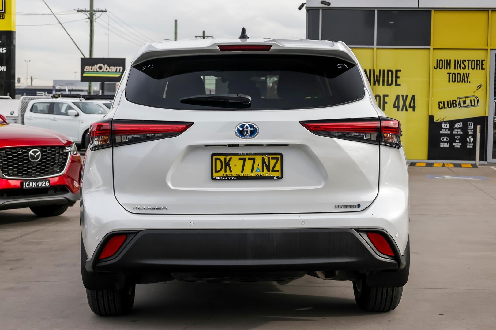 2023 Toyota Kluger GX in White