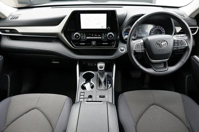 2024 Toyota Kluger GX AWD in Silver