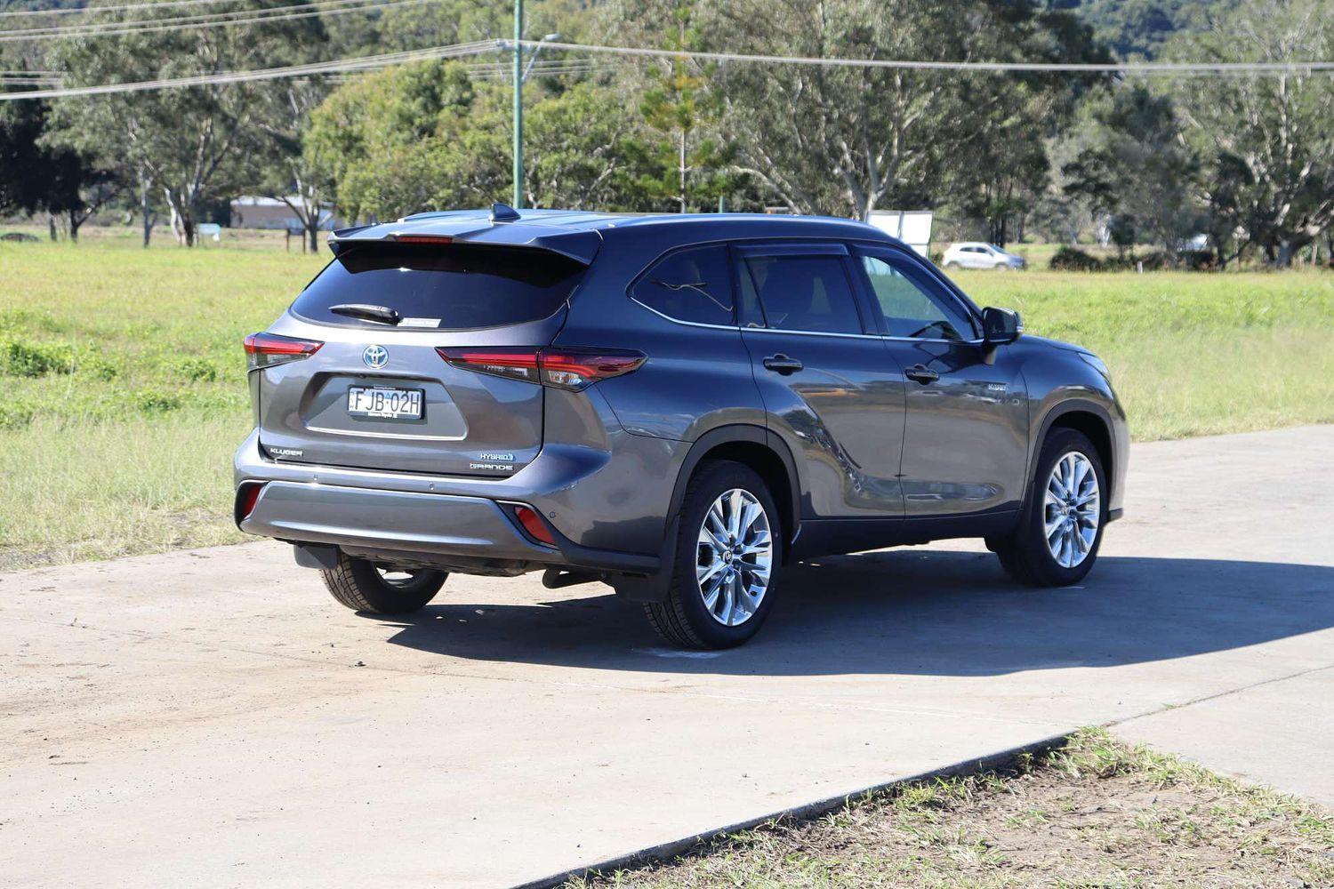 2024 Toyota Kluger AWD GRANDE in Silver