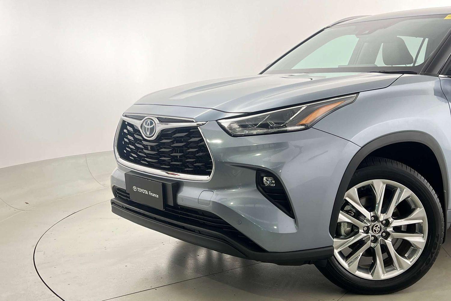 2024 Toyota Kluger AWD GRANDE in Blue