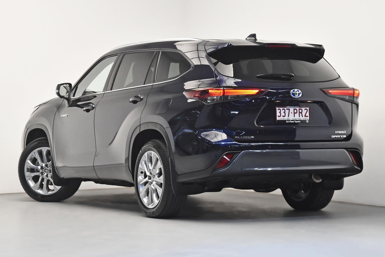 2024 Toyota Kluger AWD GRANDE in Blue