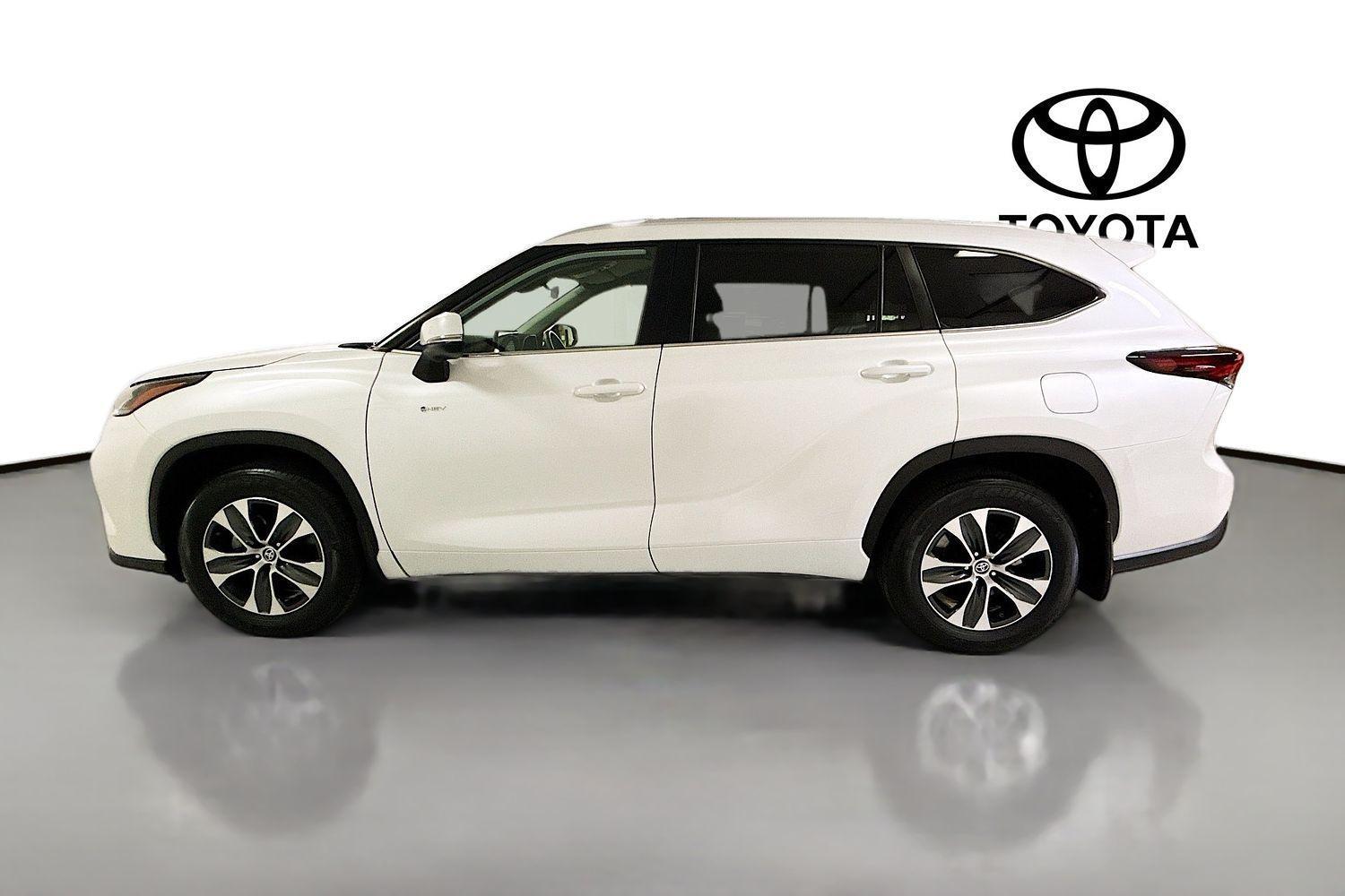 2025 Toyota Kluger GXL AWD in White