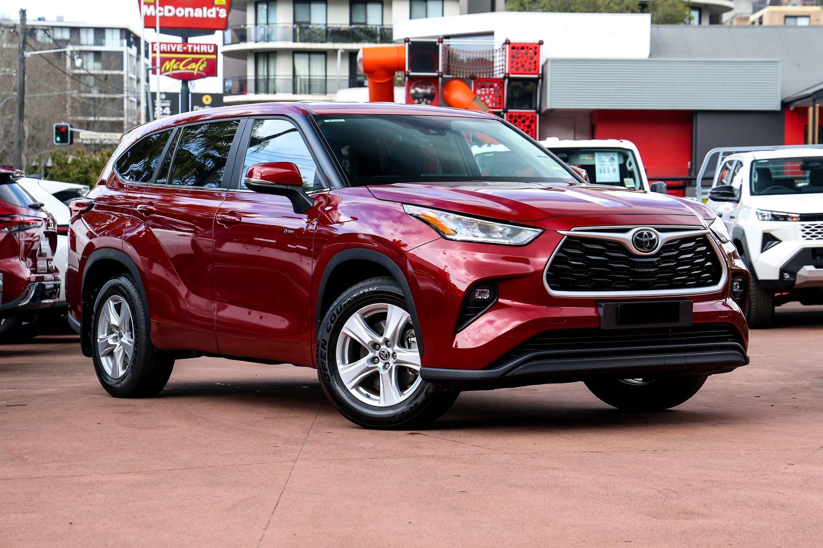 2025 Toyota Kluger GX AWD in Red