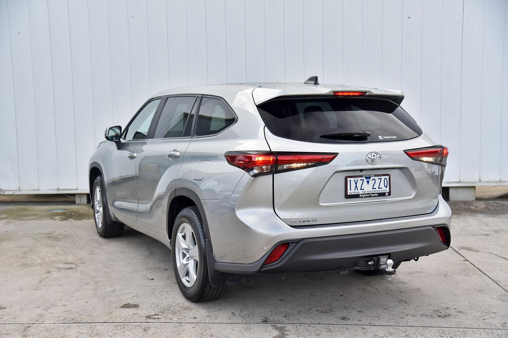 2022 Toyota Kluger GX in Silver