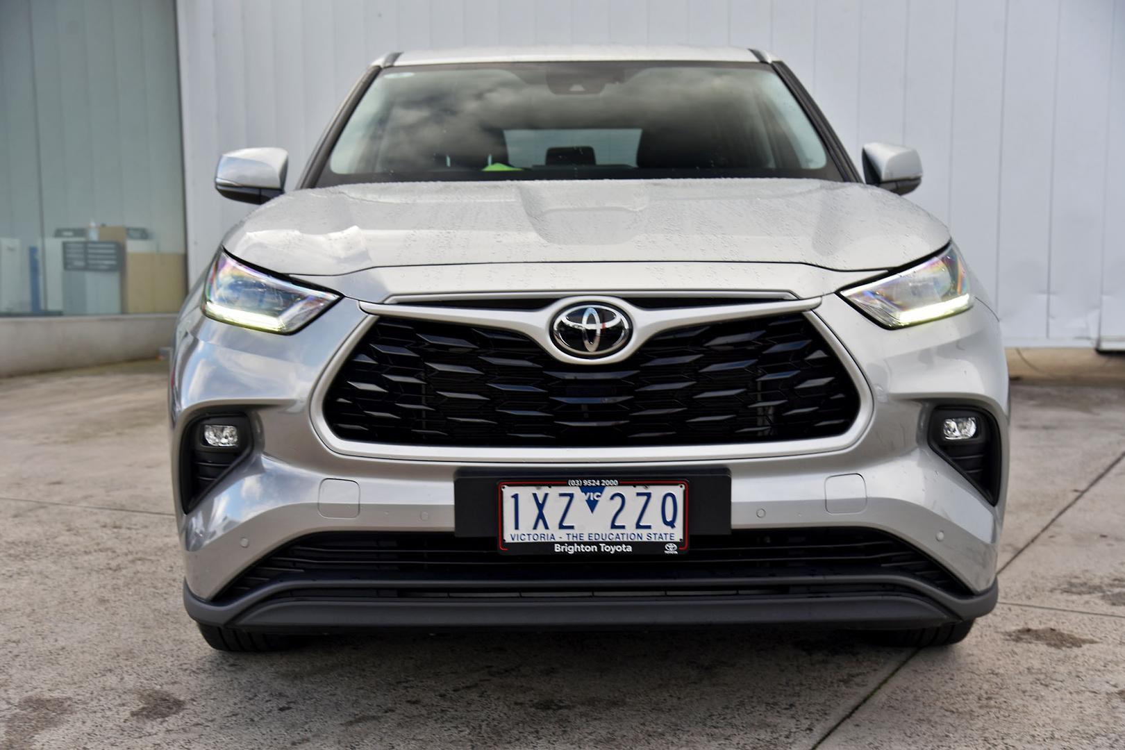 2022 Toyota Kluger GX in Silver