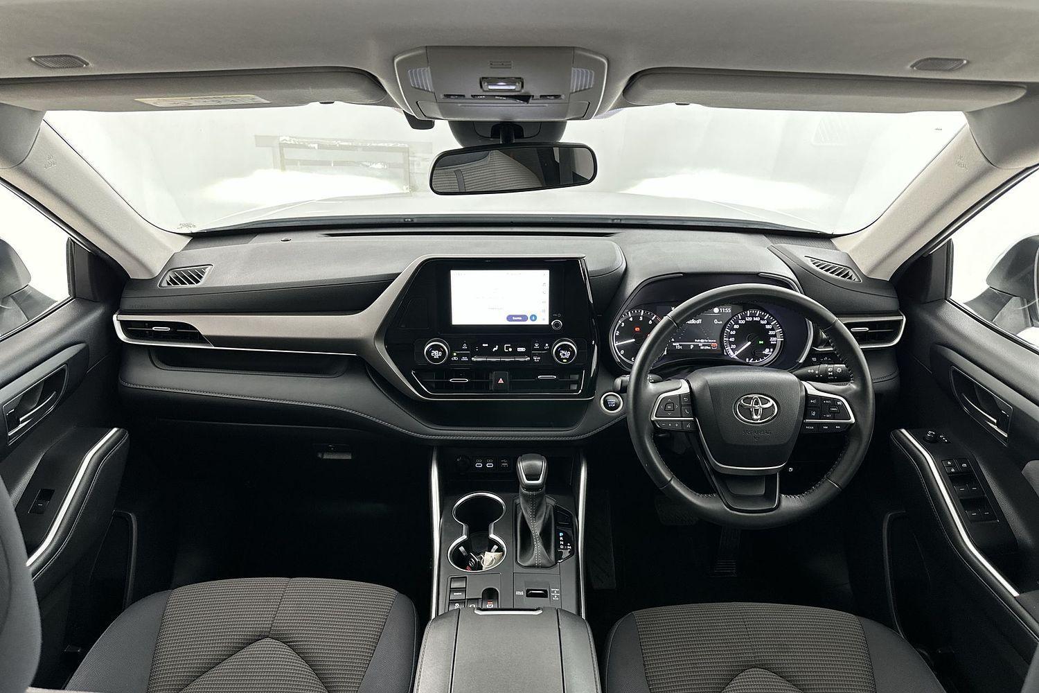 2024 Toyota Kluger GX-2WD in White