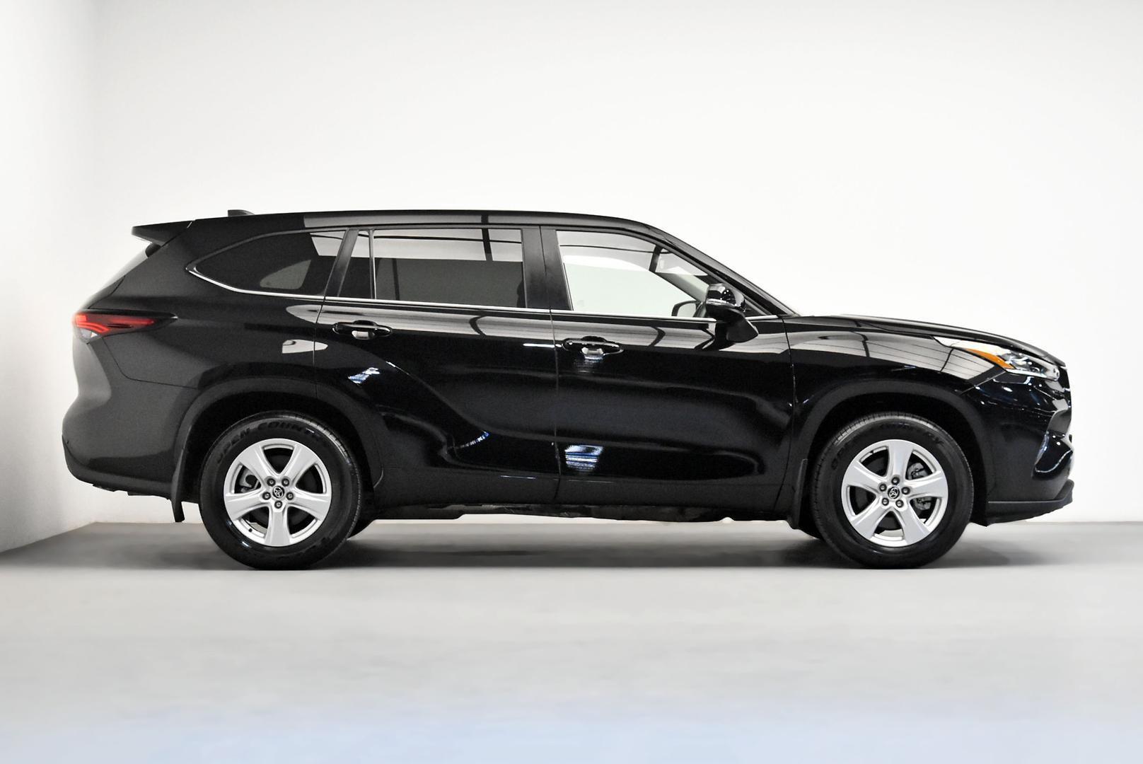 2024 Toyota Kluger GX-2WD in Black