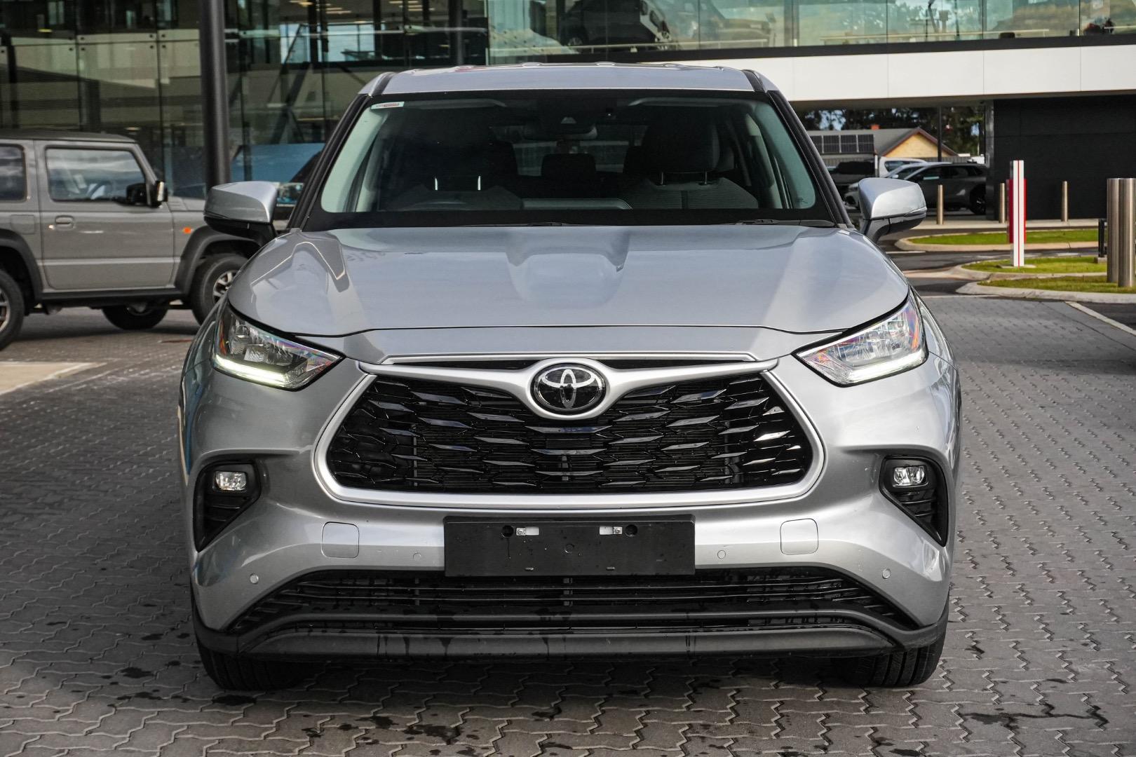 2024 Toyota Kluger GX-2WD in Silver